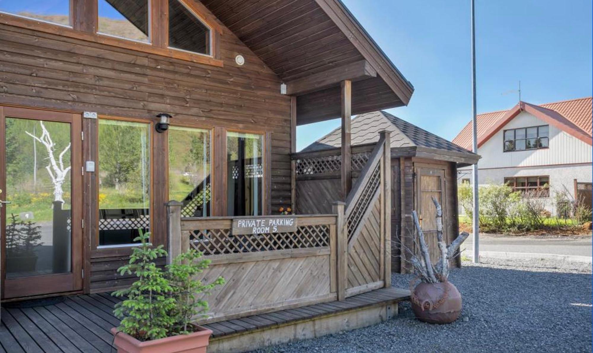 Beautiful Guestroom To Rent With A Mountain View Laugarvatn Εξωτερικό φωτογραφία